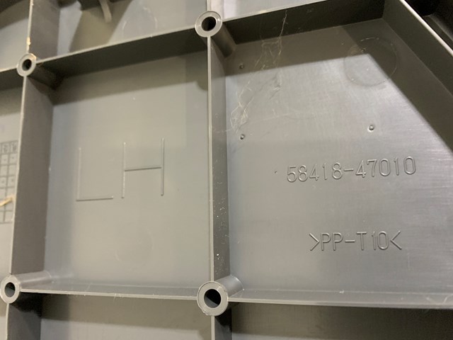 2004-2009 Toyota Prius LH Trunk Storage Compartment OEM 58418-47010