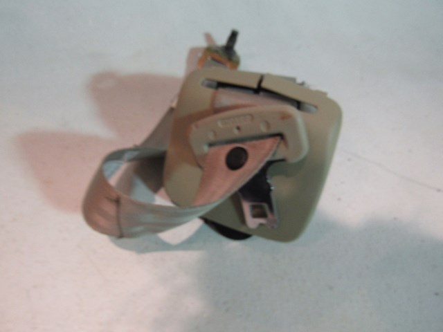 2003 Infiniti G35 Sedan AT Rear Center Seat Belt Tan