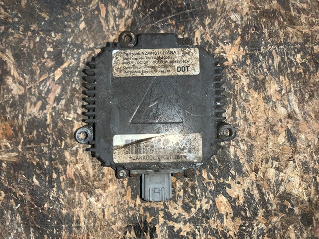 2005 Nissan 350z Headlight Ballast OEM