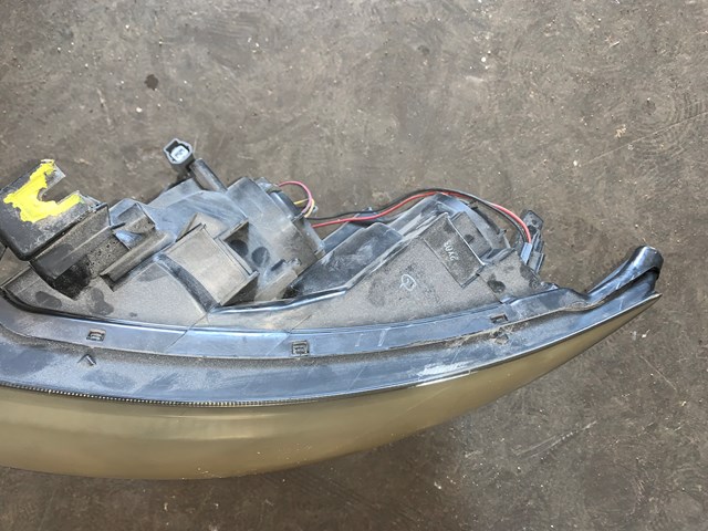 2003-2005 Infiniti G35 Coupe RH Passenger Headlight OEM