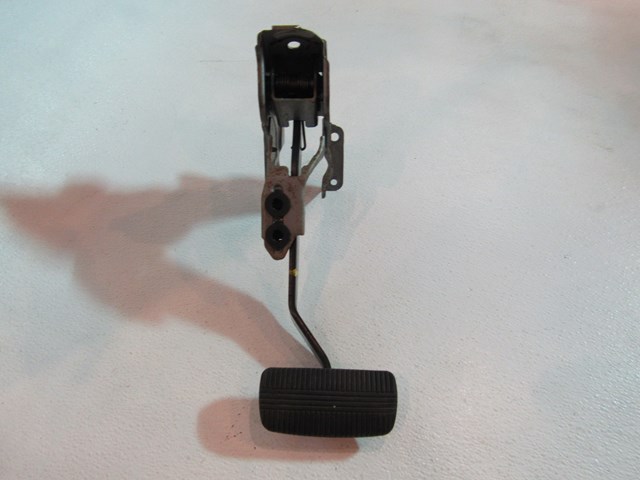 2003 Infiniti G35 Sedan AT Brake Pedal Assy