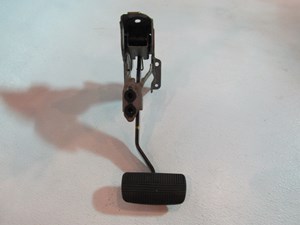2003 Infiniti G35 Sedan AT Brake Pedal Assy