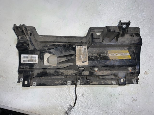 2006-2010 BMW M6 LH Driver Lower Dash Knee Bolster OEM