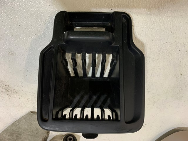 2000 Ford Excursion Center Console CD Holder OEM