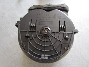 2004 Infiniti G35 Sedan AT Front LH Drivers Outer Dash Vent Tan 68750 AL500