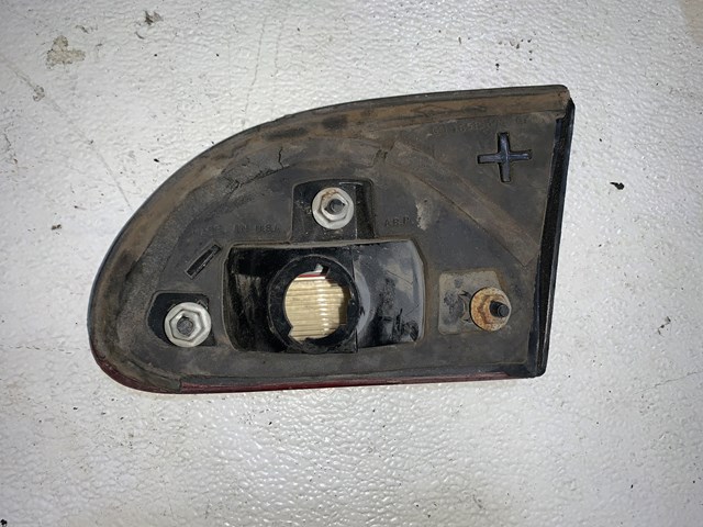 1995-1999 Chevy Cavalier Tail Light LH Drivers OEM 16519343