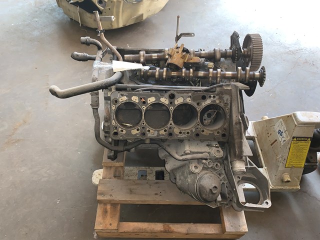 2004 Audi A8 4.2L V8 Short Block Engine (FOR PARTS)