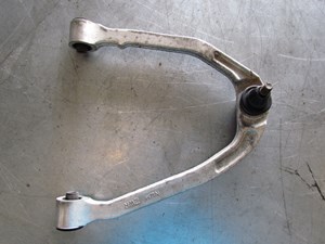 2003 Infiniti G35 AT Front RH Passenger Upper Control Arm