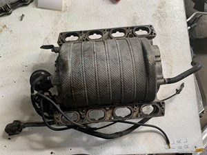 2004-2006 Audi A8 4.2L Engine Intake Manifold OEM 077133185BB
