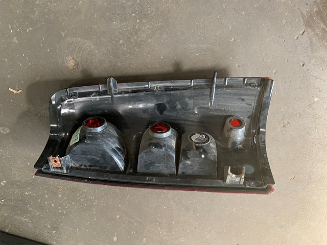 2004-2007 Chevy Silverado 1500 Rear RH Taillight Assembly OEM 16530966