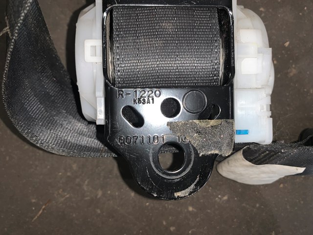 2003-2006 Infiniti G35 Rear Right Seat Belt Assembly Buckle Black