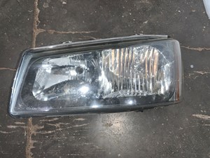 2003-2007 Chevy Silverado 1500 2500 3500 Driver LH Headlight OEM 16530937
