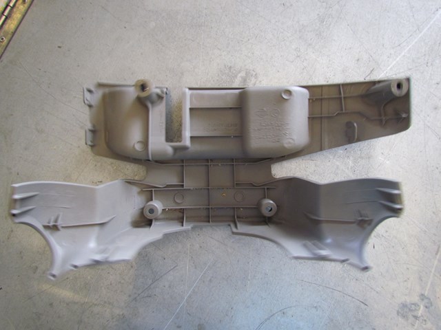 2003 Infiniti G35 Sedan AT Drivers Steering Column Cover 48470 AM601