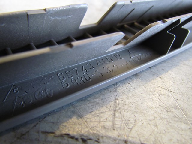 2003 Infiniti G35 Sedan Front LH Drivers Dash Vent With Tweeter Defrost 68743 AL