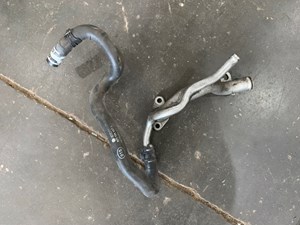 2004-2007 Audi A8L A8 Quattro 4.2L Crankcase Vent Tube Pipe Hose OEM 077103211B