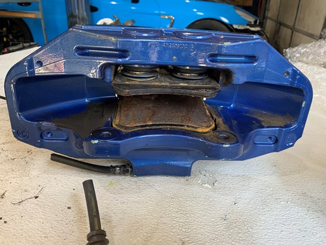 2010-2014 BMW X6M E72 M-SPORT BREMBO BRAKE CALIPER SET BLUE FRONT AND REAR OEM 5