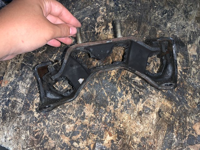 2001 Subaru Legacy WRX Impreza Outback Transmission Mount Bushing Bracket OEM 41