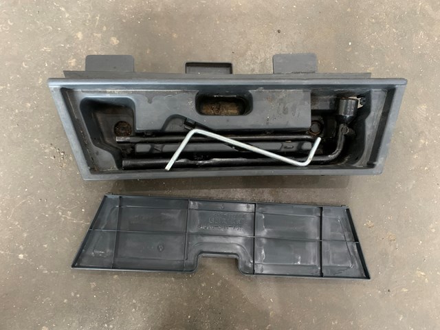 2001 Acura CL Spare Tire Trunk Tool Kit Pocket OEM 84605 S84 A010