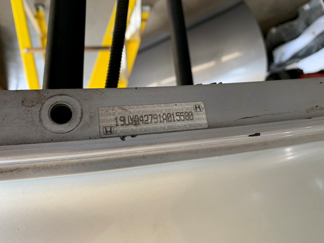 2001 Acura CL Rear Bumper Cover Silver SCUFFS (SEE PHOTOS)