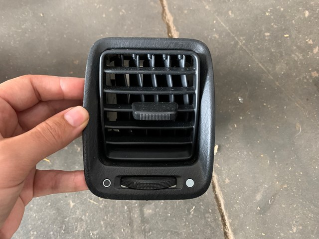 2001 Acura CL Front RH Passenger Dash Vent AC Heat OEM N018E-00310