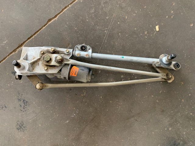 2001 Acura CL Windshield Wiper Linkage Motor OEM 76500-S84 34770