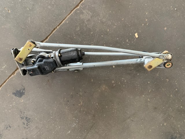 2001 Acura CL Windshield Wiper Linkage Motor OEM 76500-S84 34770