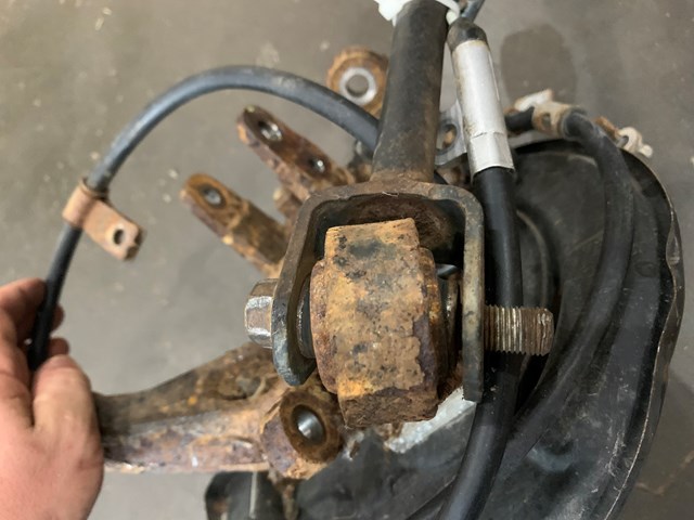 2001 Acura CL Rear LH Driver Hub Assembly Spindle (Seized Control Arm) OEM