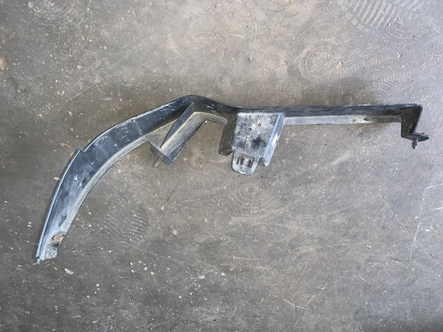 2003-2007 CHEVROLET SILVERADO 1500 FRONT LH DRIVER BUMPER OUTER FILLER OEM 15188