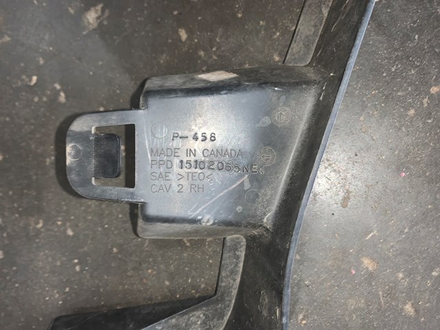 2003-2007 CHEVROLET SILVERADO 1500 FRONT RH PASSENGER BUMPER OUTER FILLER OEM 15