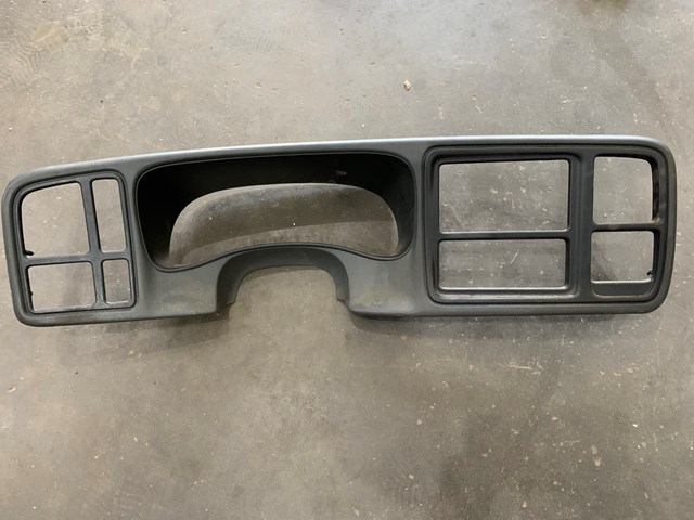 2003-2007 Chevy Silverado 1500 Dash Trim Bezel OEM 15178706