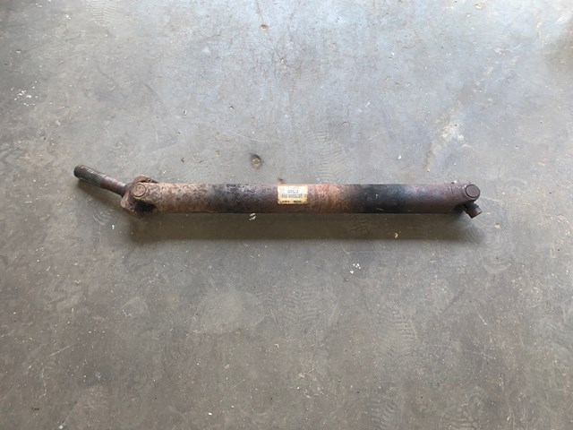 00-06 Chevy Silverado 2500 4x4 Front Driveshaft OEM 15182095