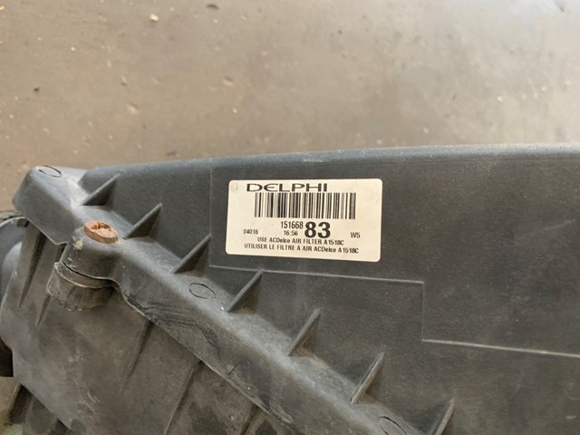 2005 Chevy Silverado 1500 Air Filter Housing Box Delphi OEM 151668