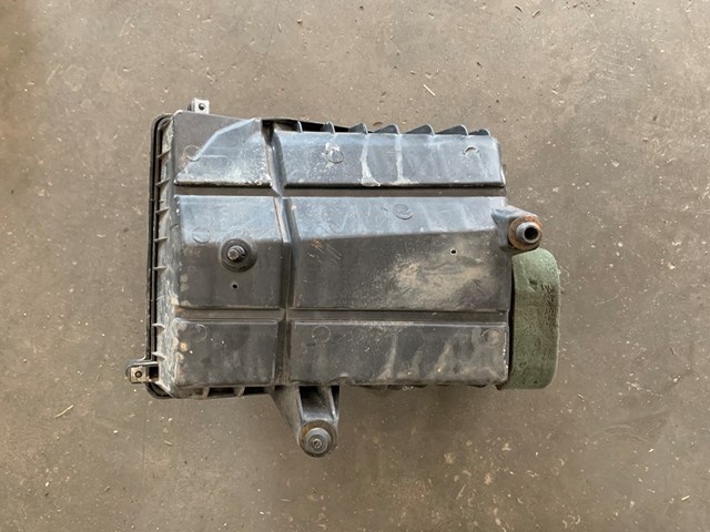 2005 Chevy Silverado 1500 Air Filter Housing Box Delphi OEM 151668