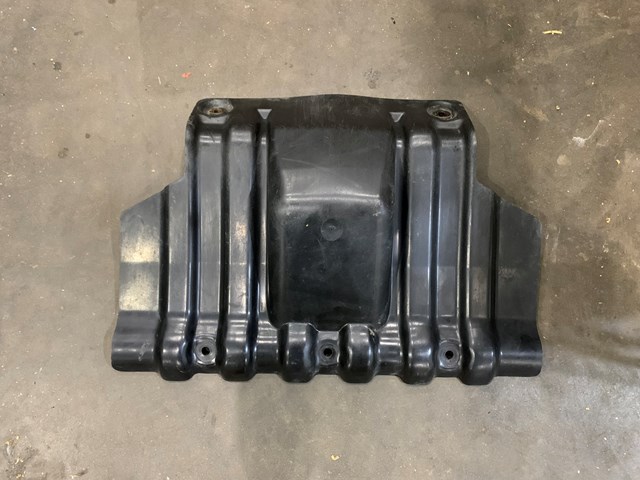 2005 Chevy Silverado 1500 Front Splash Shield Skid Plate OEM 15049190