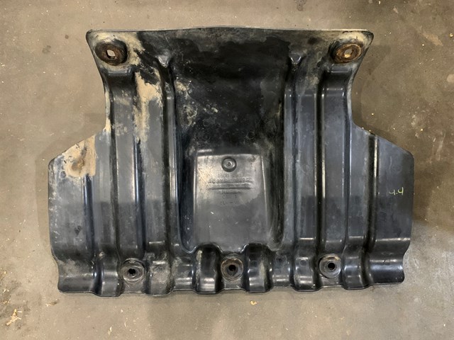 2005 Chevy Silverado 1500 Front Splash Shield Skid Plate OEM 15049190