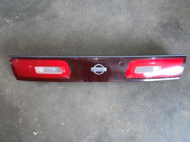 1995-1996 Nissan 240sx Center Tail Light Taillight Garnish Panel OEM