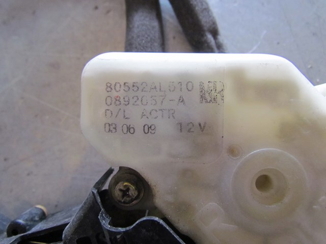 2003 Infiniti G35 Sedan AT Front RH Passenger Door Lock Actuator 80552AL510
