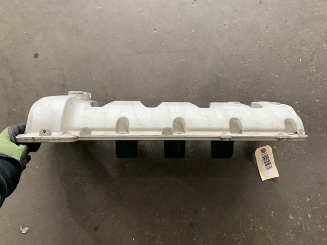 2010-2016 Porsche Panamera 4.8L LH Driver Engine Valve / Cylinder Head Cover