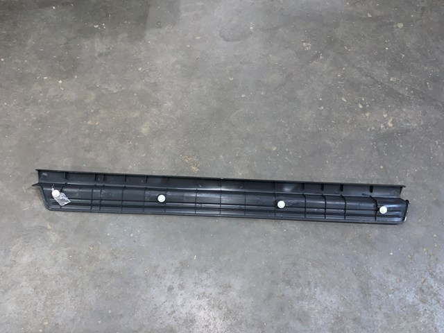 2000 Honda Prelude RH Passenger Door Sill Scuff Plate OEM 84201-S30-0000