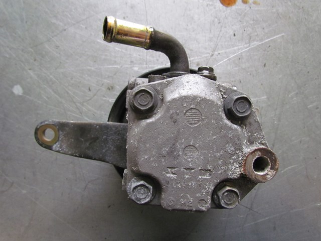 2003 Infiniti G35 Sedan AT Power Steering Pump