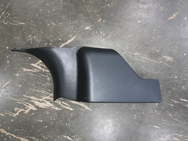 2000 Honda Prelude RH Passenger Interior Trim Kick Panel OEM 83111-S30-A000