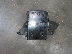 2006 Infiniti G35 Front RH Passenger Bumper Reinforcement Mount