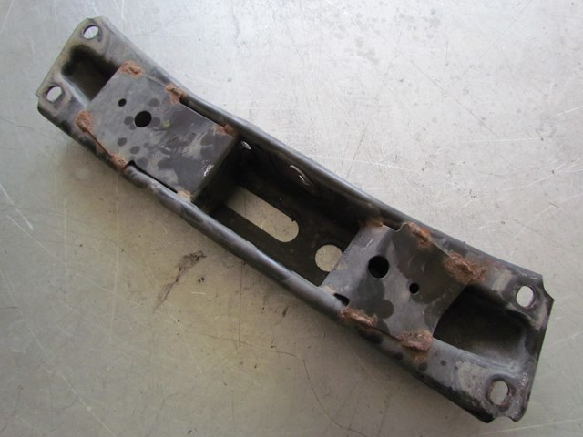 2003 Infiniti G35 Sedan AT Transmission Mount