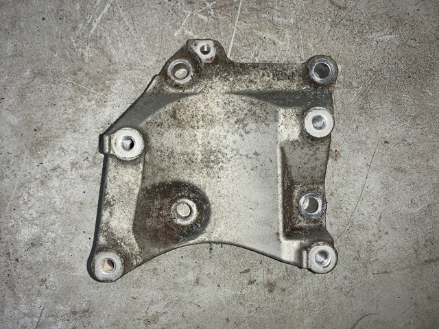 2000 Honda Prelude AC Compressor Motor Mounting Bracket OEM