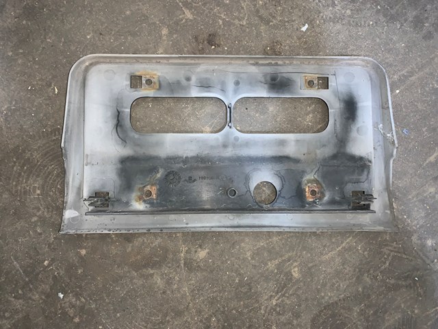 1987 BMW 325is E30 Coupe Front License Plate Bracket OEM 51.18 1904684