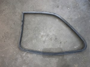 1987 BMW 325is E30 Coupe Rear LH Driver Quarter Window Seal OEM