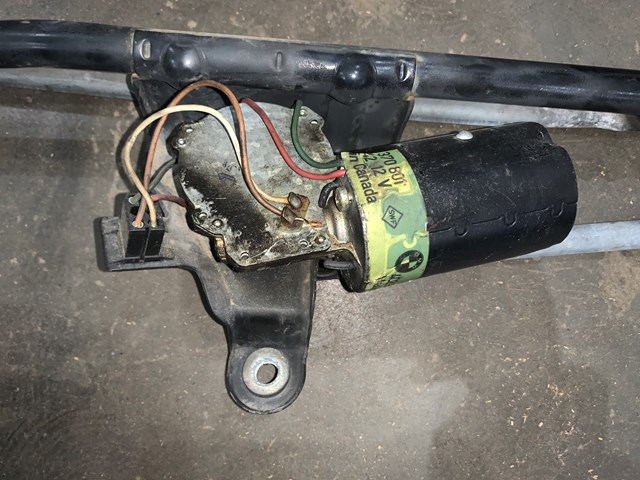 1987 BMW 325is E30 Coupe Windshield Wiper Motor Linkage OEM