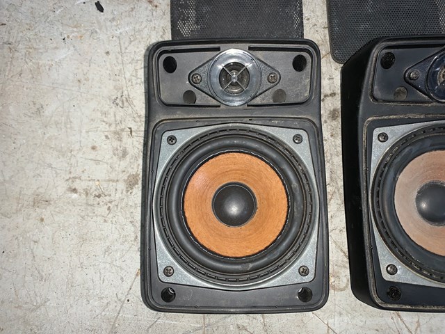 1987 BMW 325is E30 Coupe Rear Premium Speakers W/ Covers Black OEM 