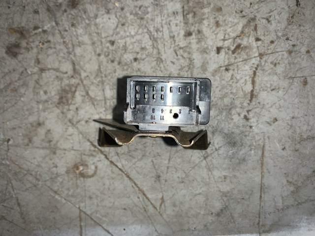 1987 BMW 325is E30 Coupe Central Locking Module Emergency Switch OEM 1380302