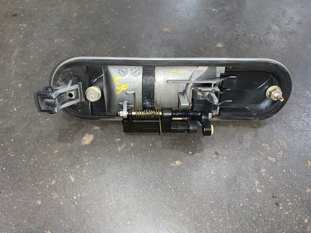 2004 Lincoln Aviator LH Driver Rear Exterior Door Handle G3 OEM